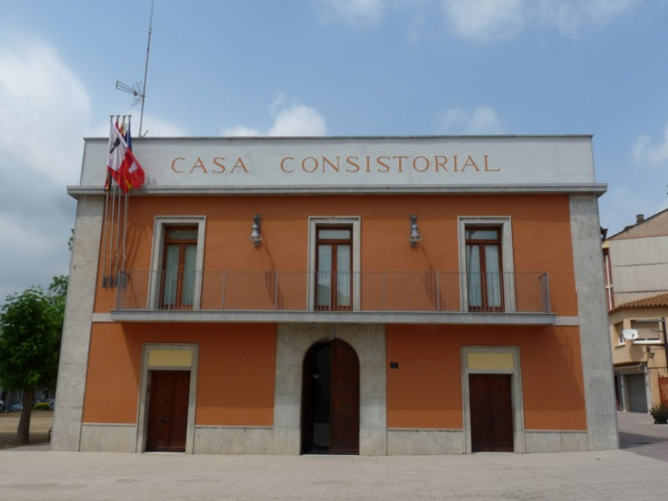 Façana de la Casa Consistorial, Ajuntament de Palau-solità i Plegamans.