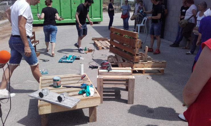 Taller de construcció amb palets, el 17 de juny