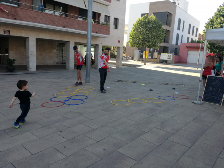 Activitats a la plaça de Ca l'Estruch