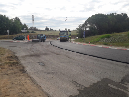 Obres al ferm de la carretera B-143