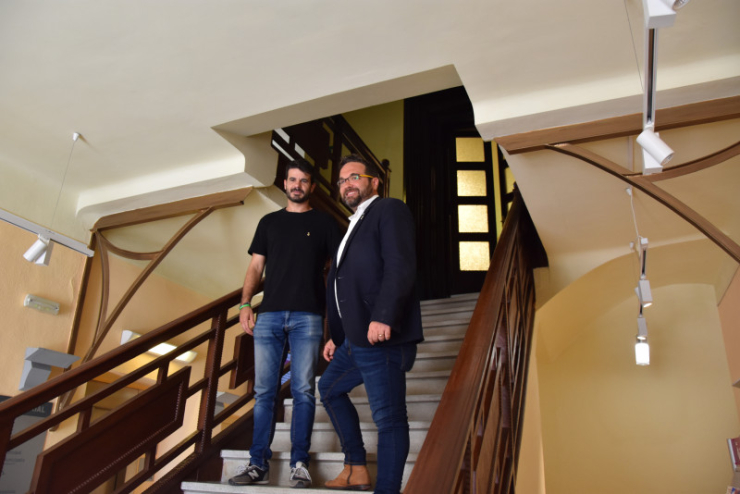 Juli Fernández visita les instal·lacions de l'Ajuntament de Palau-solità i Plegamans