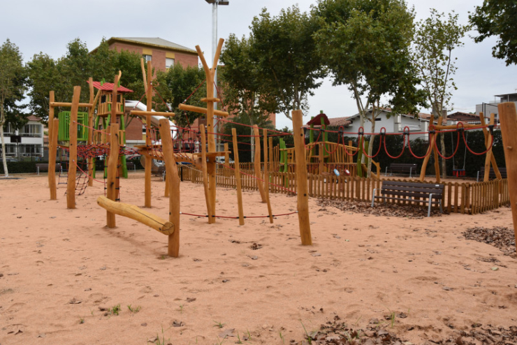 Parc infantil de la plaça Dr. Robert