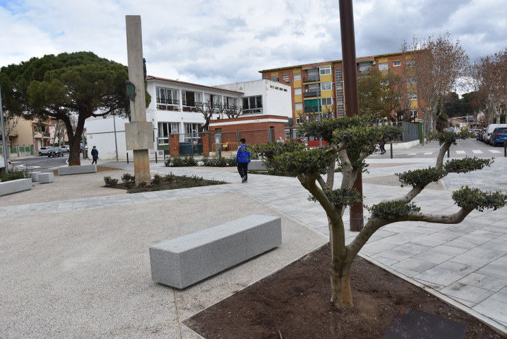 Plaça del carrer Folch i Torres