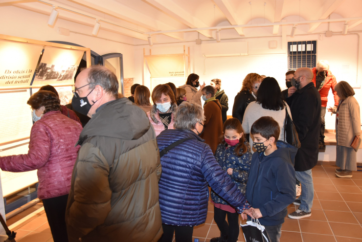 Inauguració exposicició 'Les dones de la fàbrica'