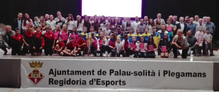 Foto grup dels guardonats i guardonades