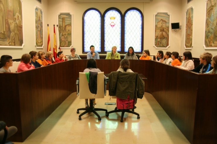 Alumnes de 4t de Primària de l'Escola Can Periquet visiten l'Ajuntament