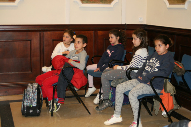 Alumnes de 4t de Primària de l'Escola Can Periquet visiten l'Ajuntament