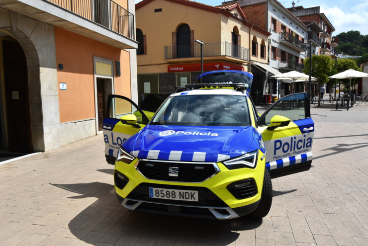 Presentació cotxe policia local 2