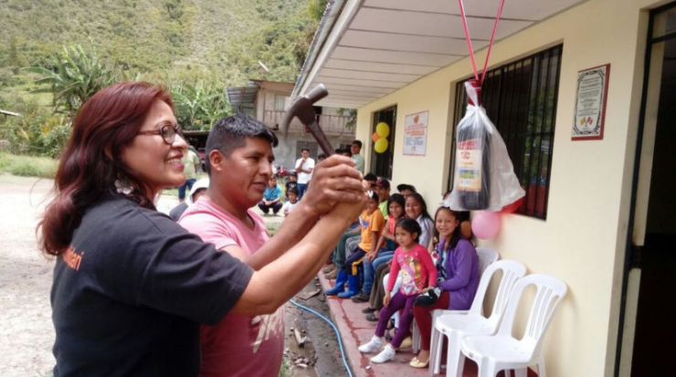 Inauguració de l'escola a Palcamayo